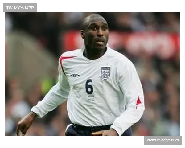 实况坎贝尔为何成为足球解说界的传奇人物及其影响力分析