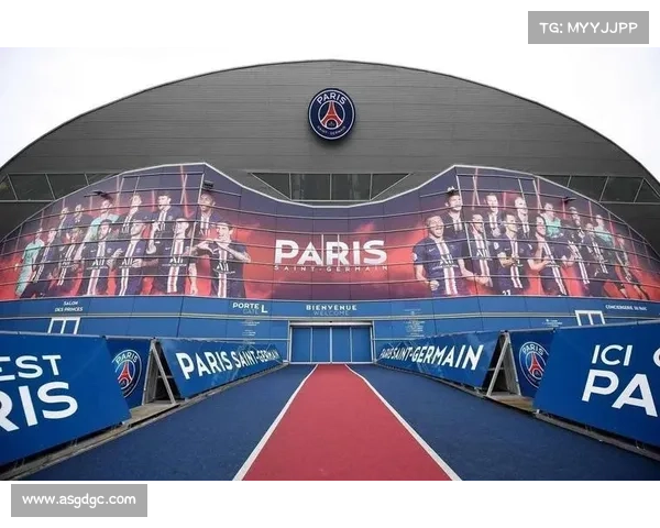 巴黎圣日耳曼重建辉煌之路 探讨未来发展与复兴的可能路径 巴黎圣日耳曼重建辉煌之路 探讨未来发展与复兴的可能路径