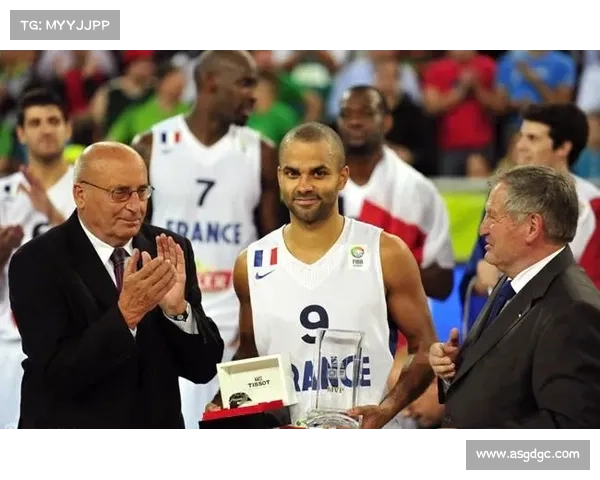 帕克携手法国篮球重返巅峰开启全新传奇篇章